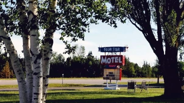 Four Star Motel - Web Listing